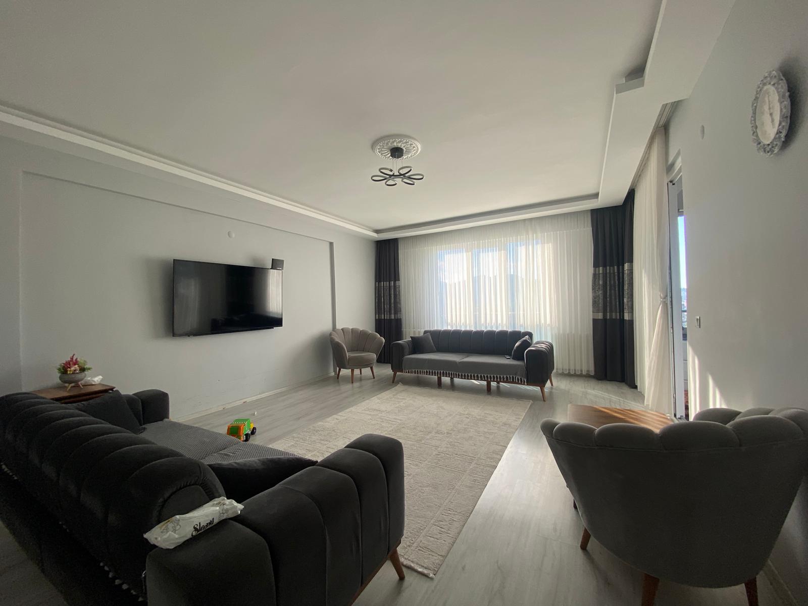 FATİH MAH. AYGÜZEL SİTESİNE 1. KAT 3+1 ACİL SATILIK DAİRE